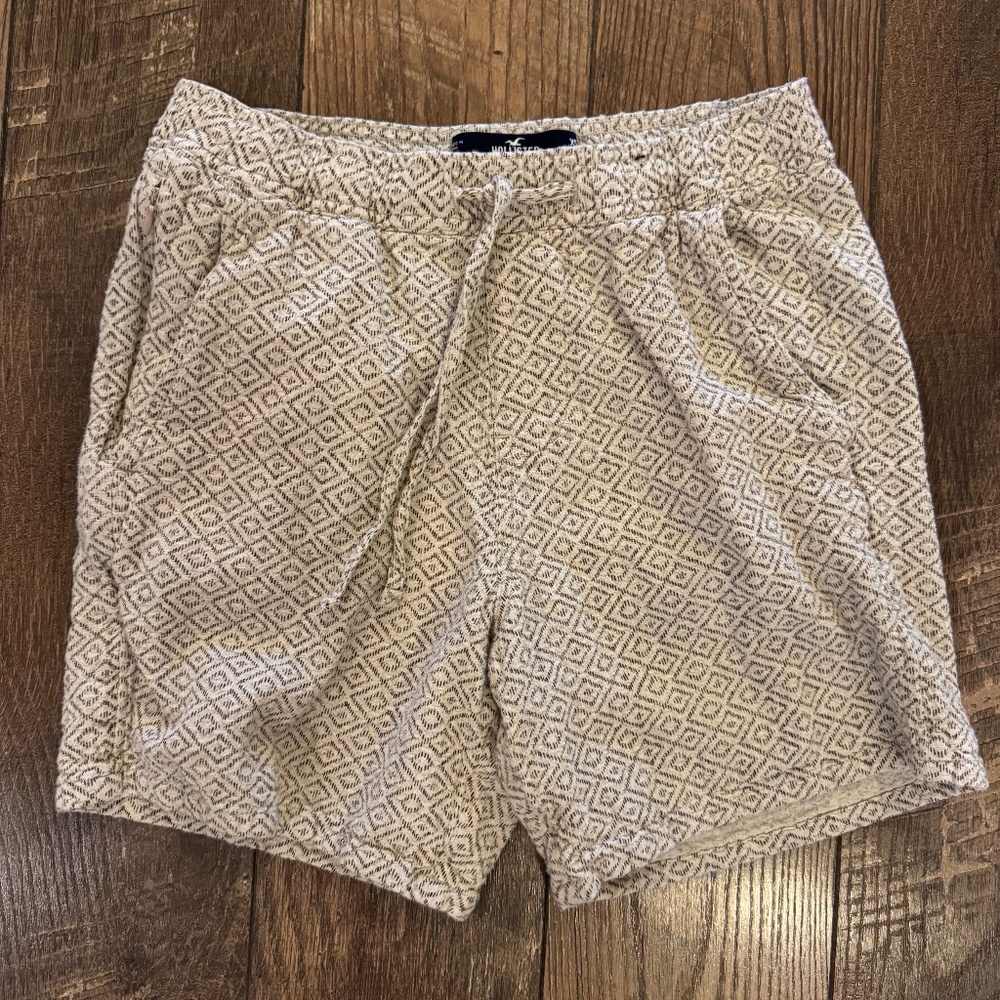Hollister Men's Mid-Thigh Pull-On Casual Shorts - sz XS